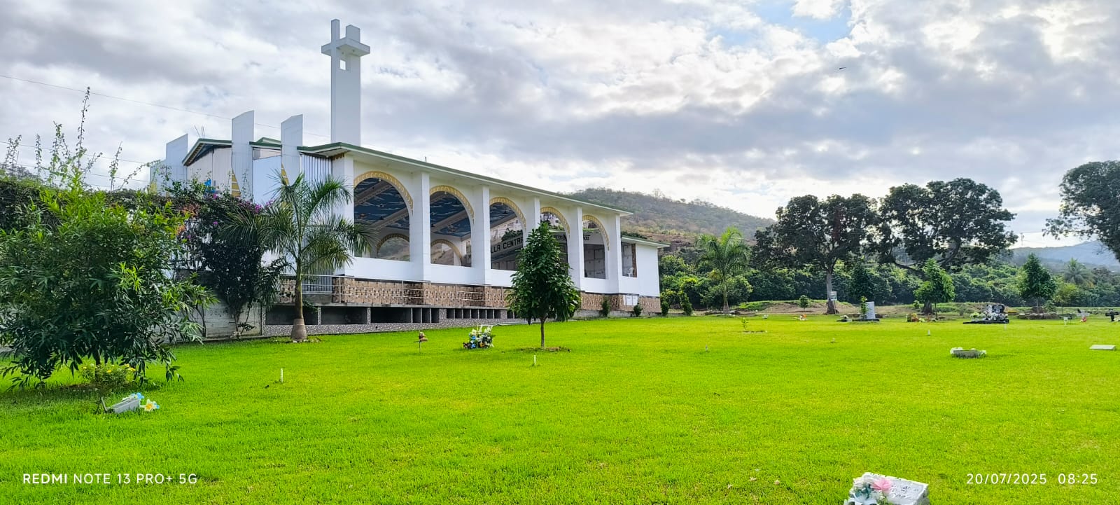 Vista interior del Camposanto Jaén
